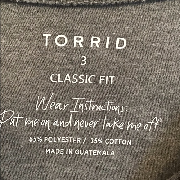 Torrid gray t-shirt, Size 3 - Picture 5 of 5